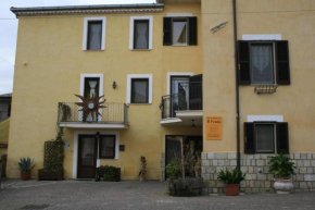 Hotels in Fontechiari